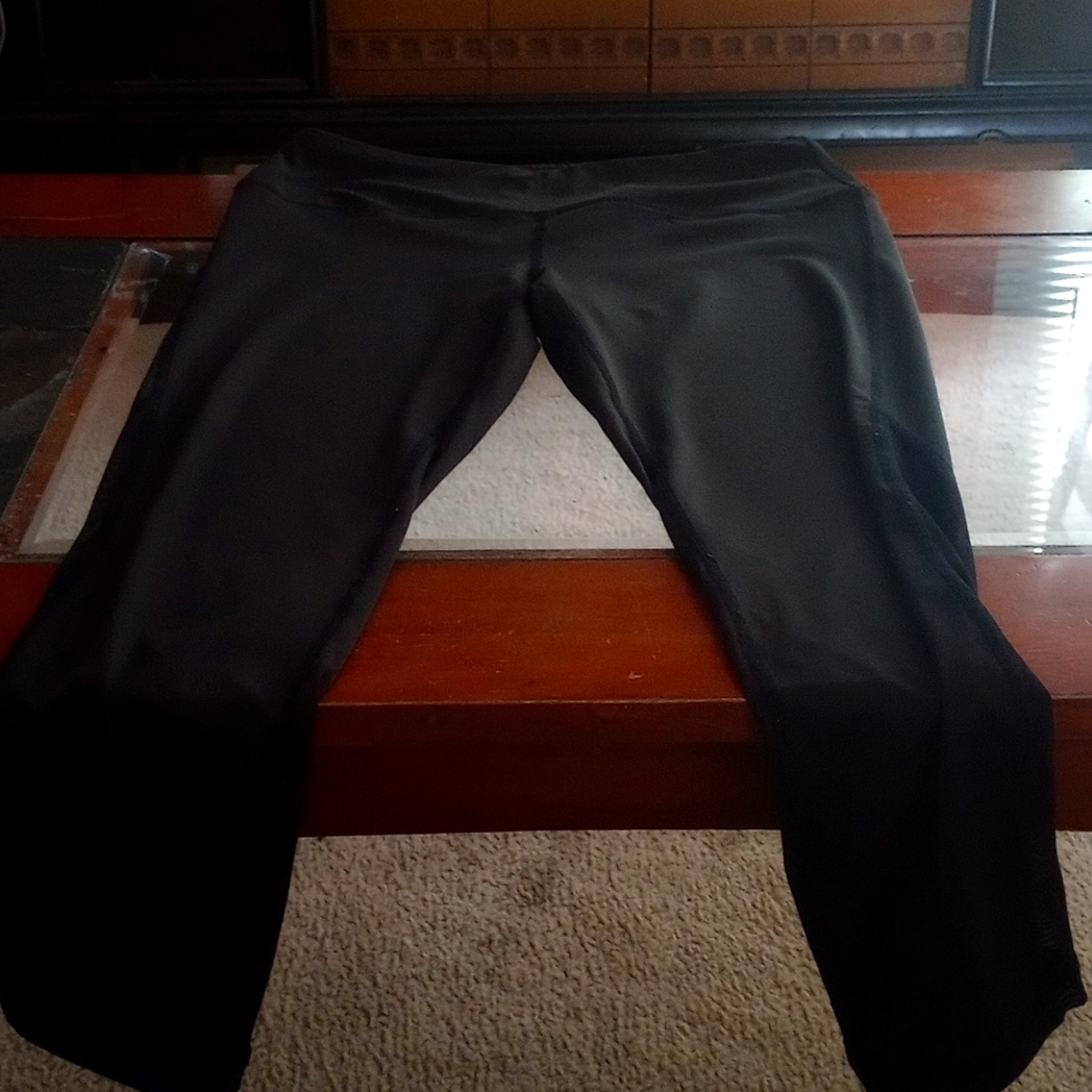 Leggings size small